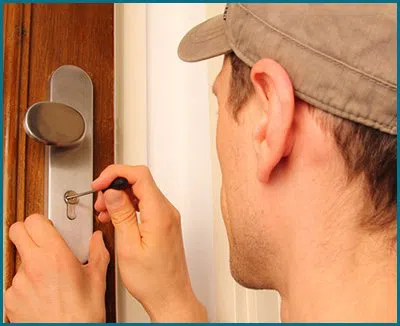 Father Son Locksmith Shop Smyrna, GA 770-783-3532 - 65-6